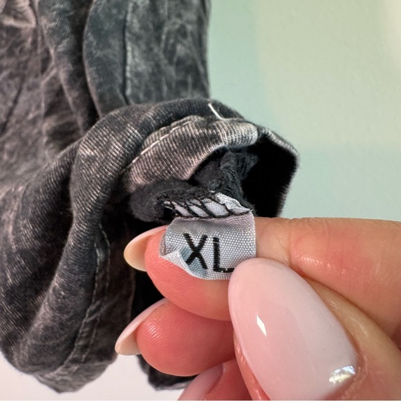 Y2K Cotty On stone wash woven neck grungy T-shirt size XL - Picture 5 of 7